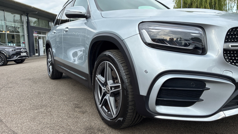 Mercedes-Benz GLB 200 AMG Line Premium 5dr 7G-Tronic Petrol Estate